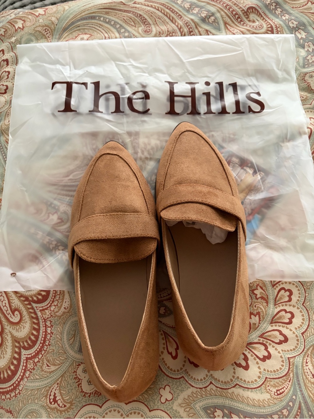 Women’s Tan Suede Pointed-Toe Loafers
